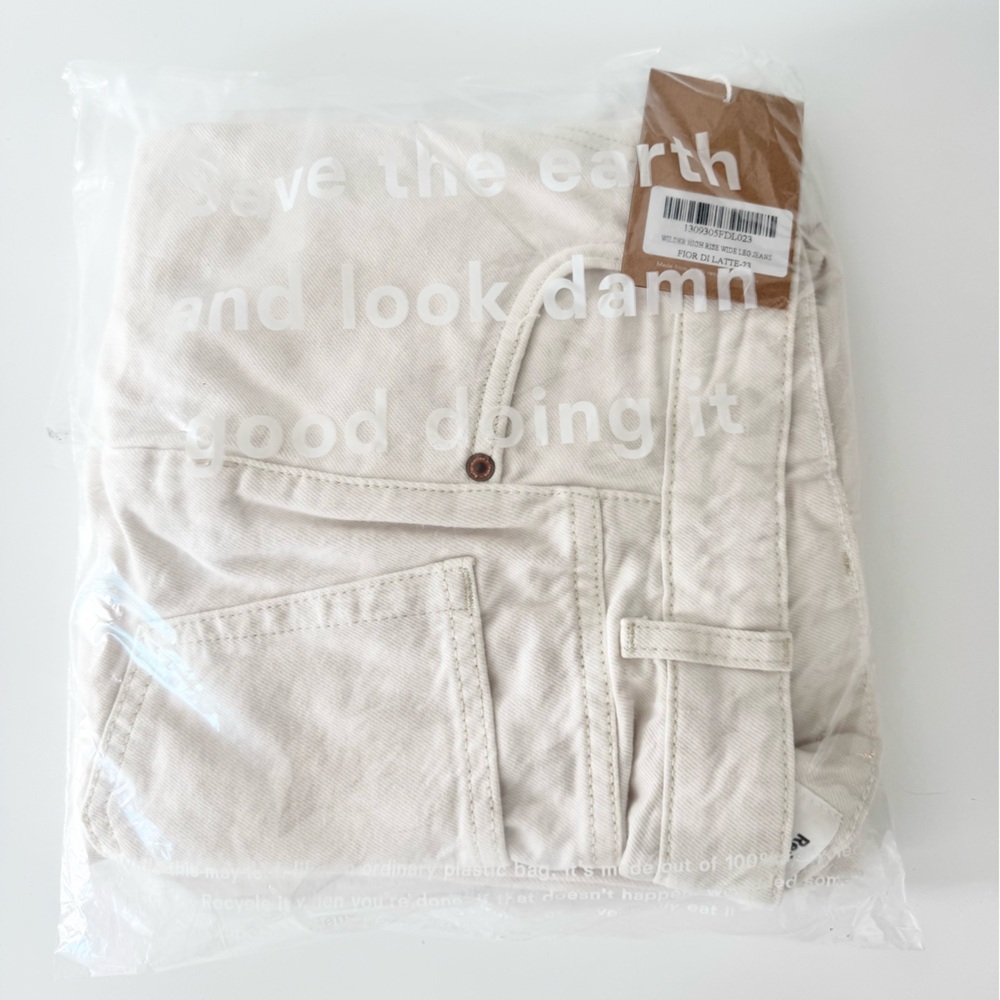 NEW Reformation Wilder High Rise Wide Leg Jeans in Fior Di Latte